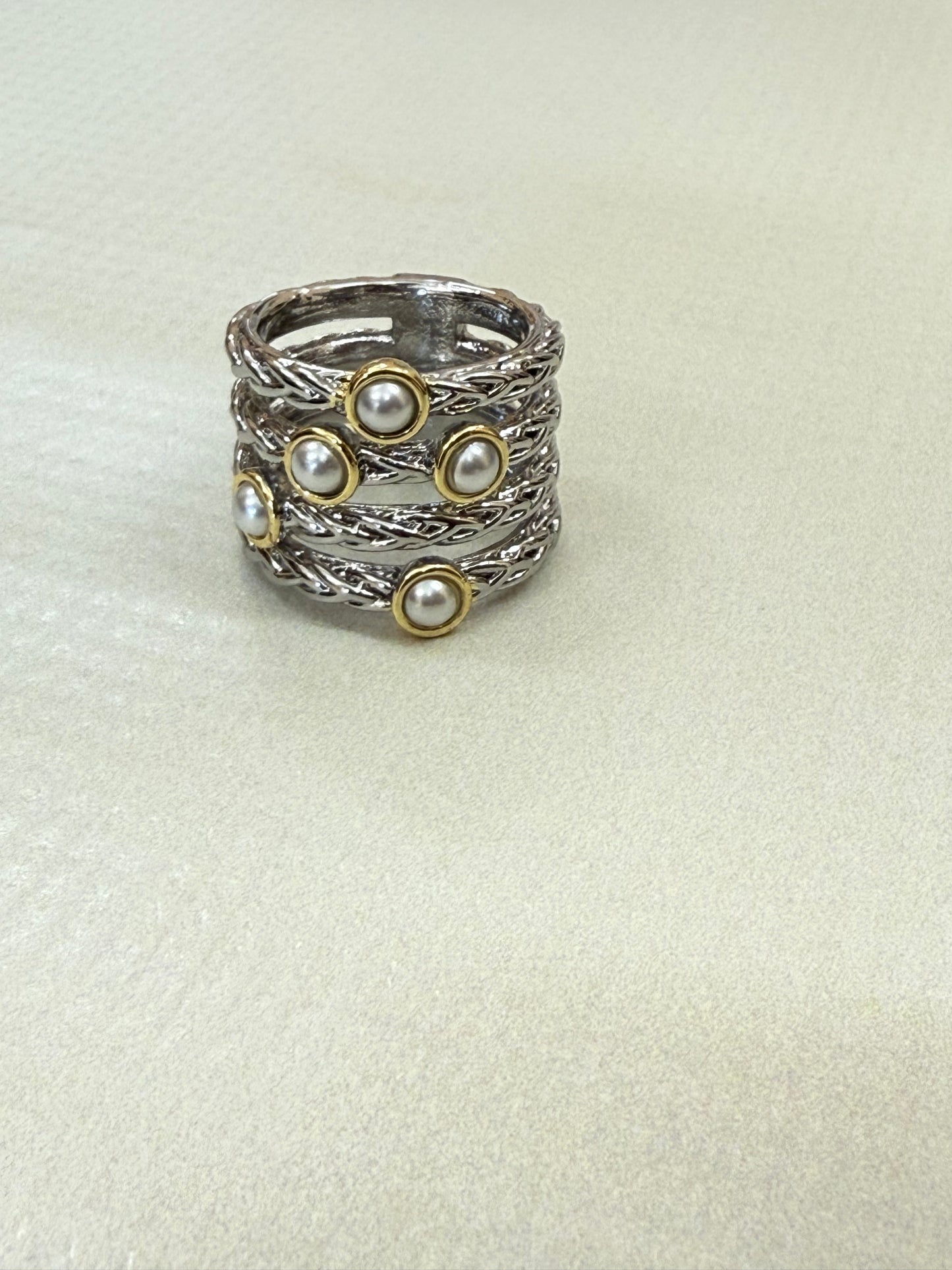 Twilight Vine Pearl Band Ring